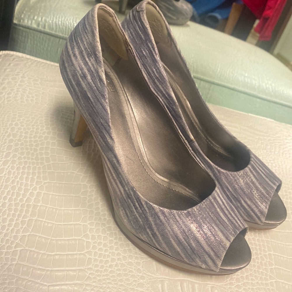 Alex Marie peep toe heel 7